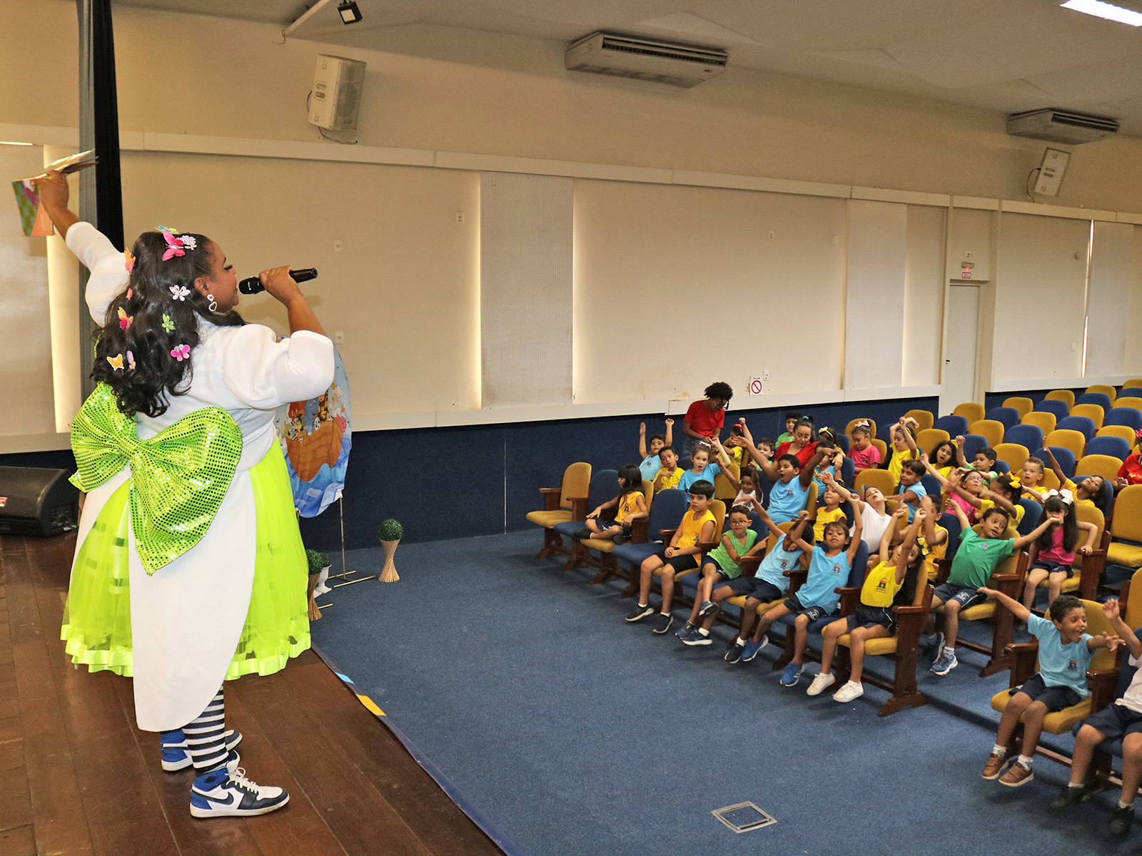 FESTIVAL LITERÁRIO - CONTAÇÃO DE HISTÓRIAS E BRINCADEIRAS - GRUPO 05 E 1º ANO - 17/04/2023
