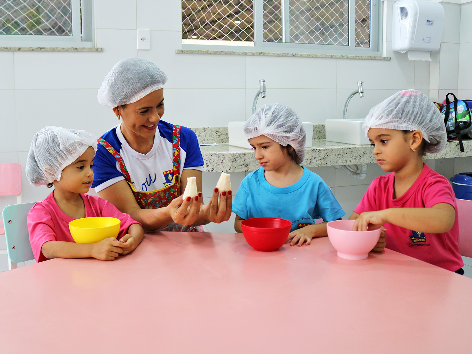 ATIVIDADE - VOCÊ JÁ COMEU UMA RAIZ OU UMA FLOR? O QUE COMEMOS? - GRUPO 03 B - 26/04/2023