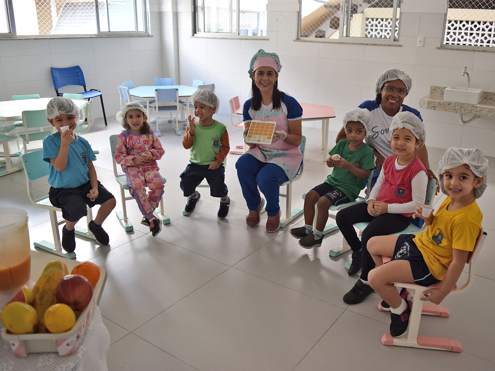 EXPERIÊNCIAS NO LANCHE - GELO DE FRUTAS - GRUPO 03 B - 09/08/2023