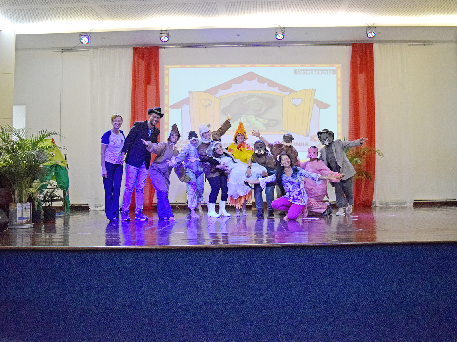 DIA DO ESTUDANTE - PEÇA TEATRAL “O CASAMENTO DA DONA BARATINHA” - EDUCAÇÃO INFANTIL E 1º ANO - 11/08/2023