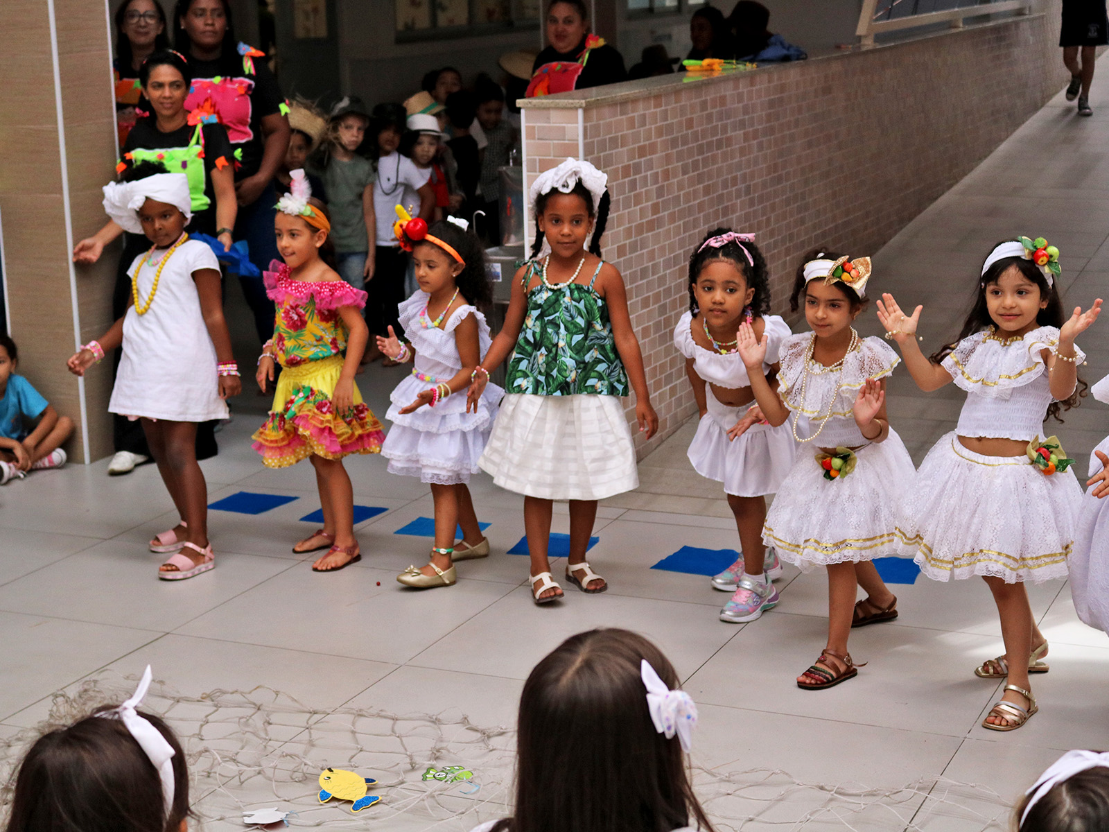 FOLCLORE - A LENDA DO PESCADOR E BAIANAS - GRUPO 05 - 24/08/2023