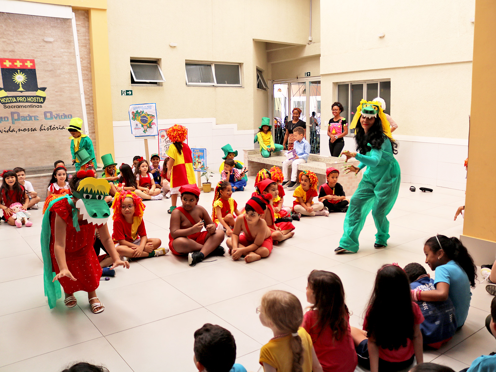 FOLCLORE - SÍTIO DO PICAPAU AMARELO - 1º ANO - 25/08/2023