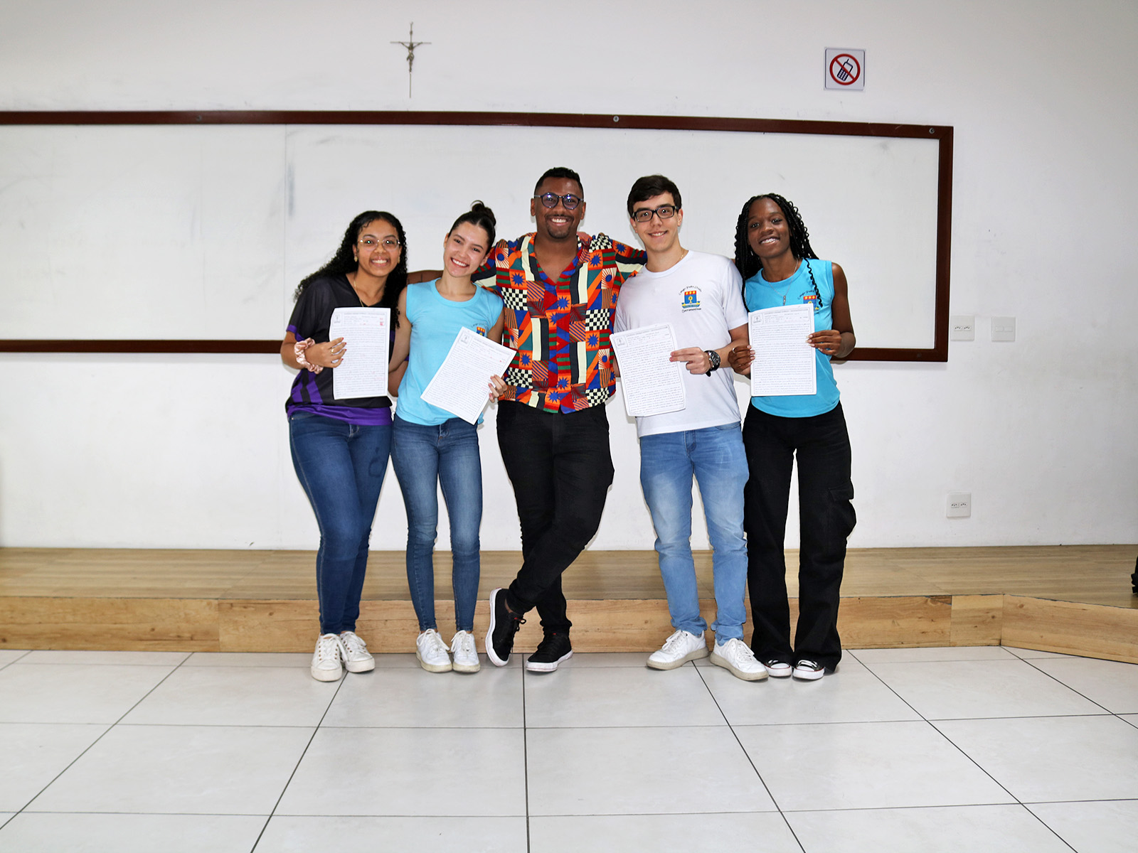 CONCURSO DE PRODUÇÃO TEXTUAL - 3ª SÉRIE - 15/09/2023