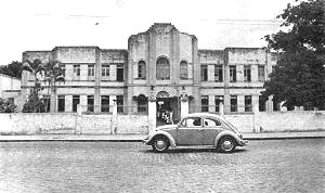 Fachada antiga do Asilo Nossa Senhora de Lourdes.